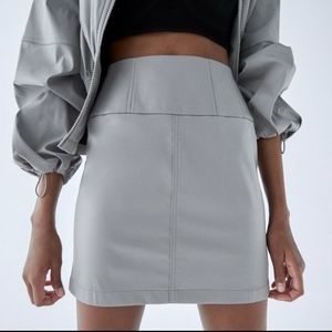 Zara grey high waisted technical mini zipper skirt size small